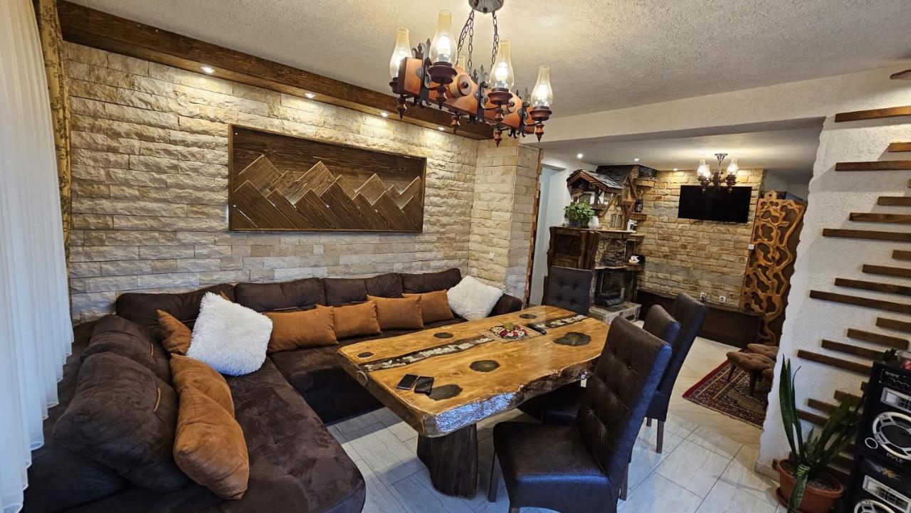 Villa Hills - Къща За Гости С Храна Orlino Eksteriør bilde